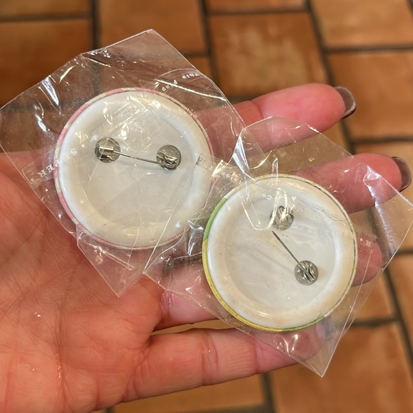 Hello Kitty - Picture 4 of 4